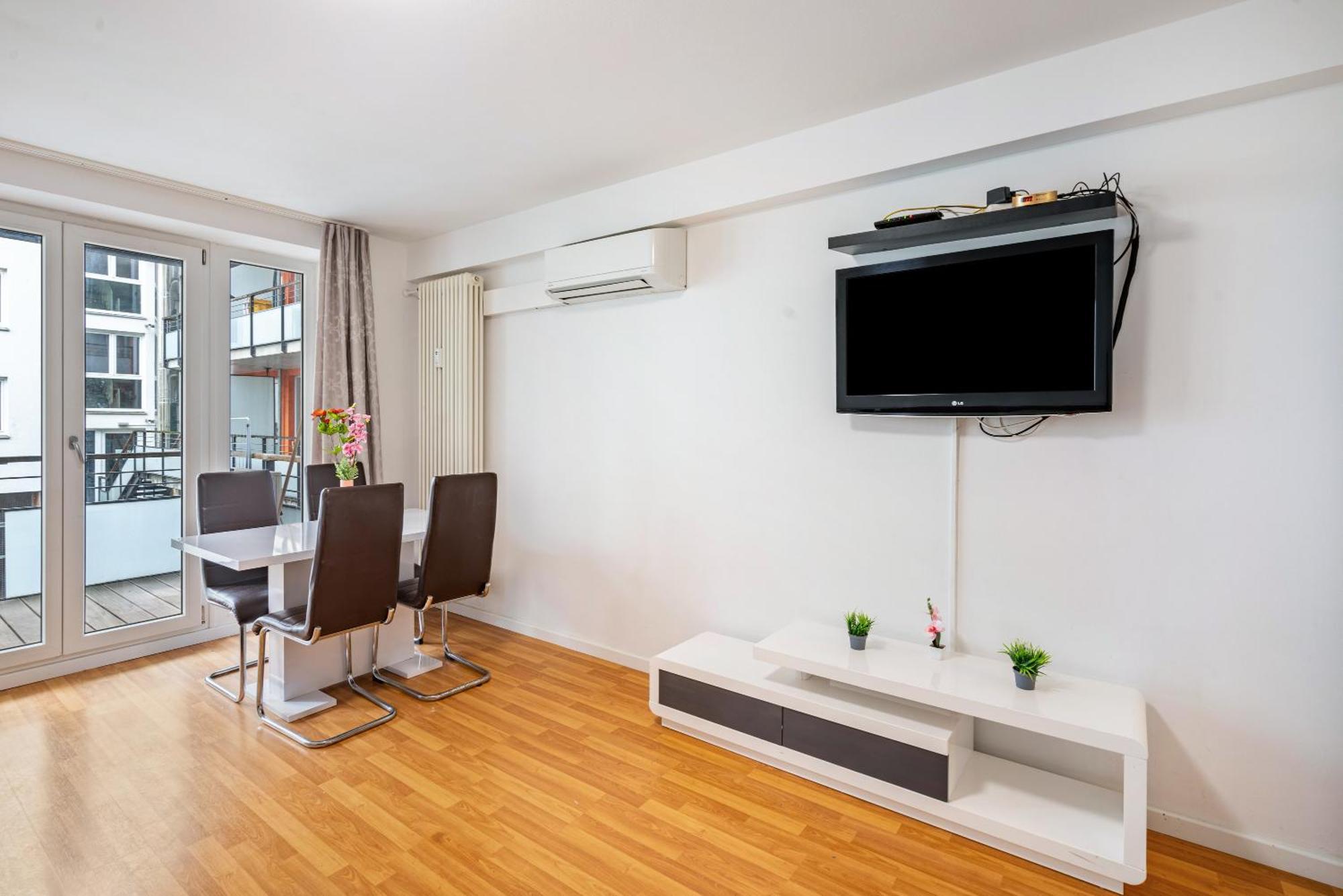 Aldars 10 Apartamento
